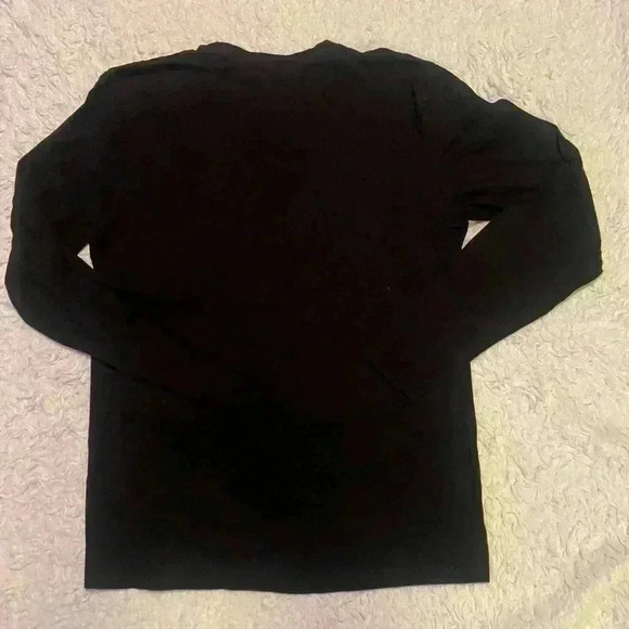 Ladies long sleeve black tshirt with “faith” on it in a cross size small - Picture 3 of 4